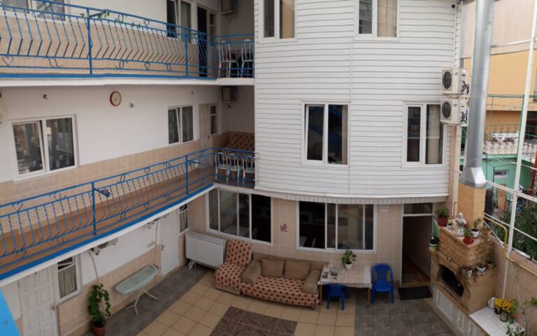 Gallery image