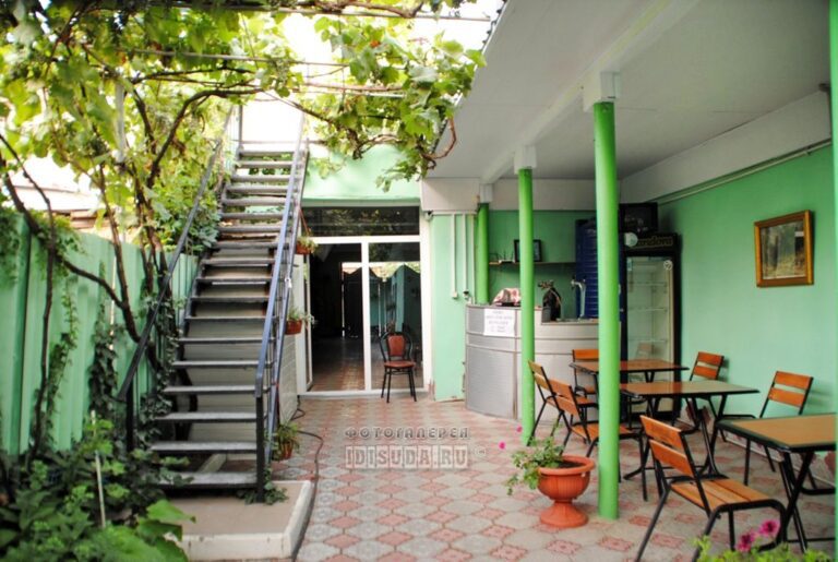 Gallery image
