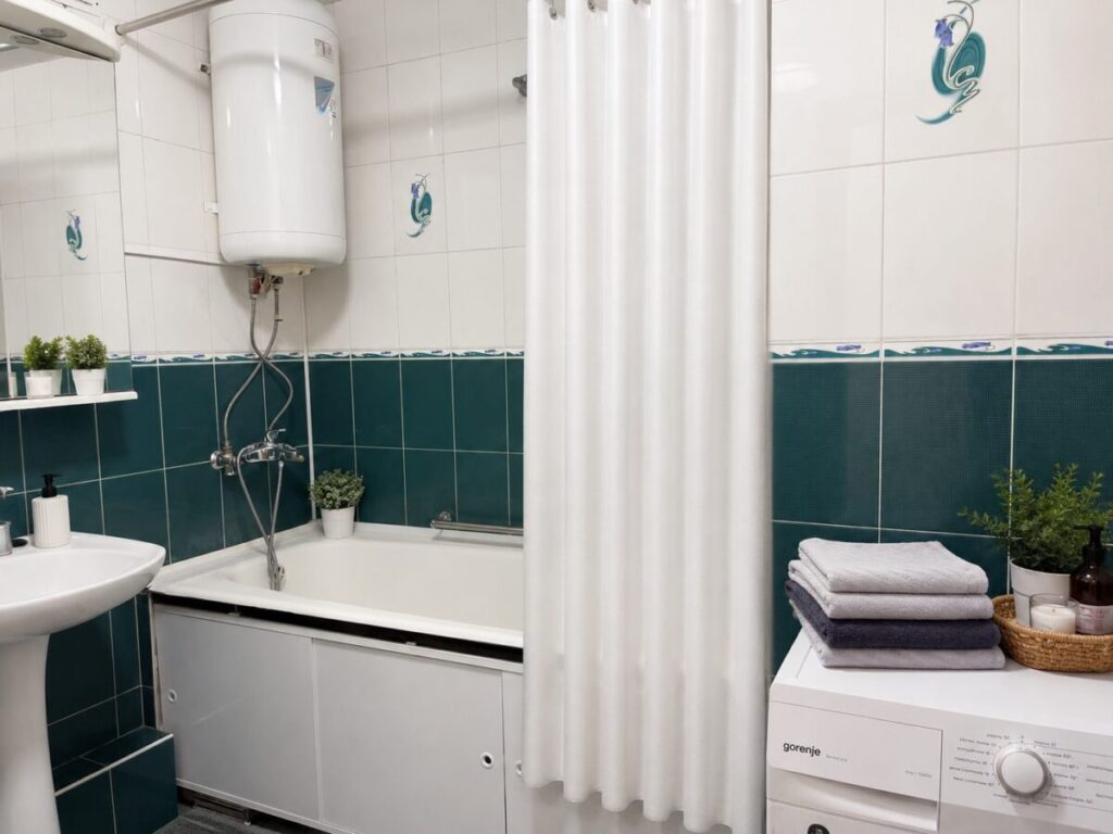 9 16