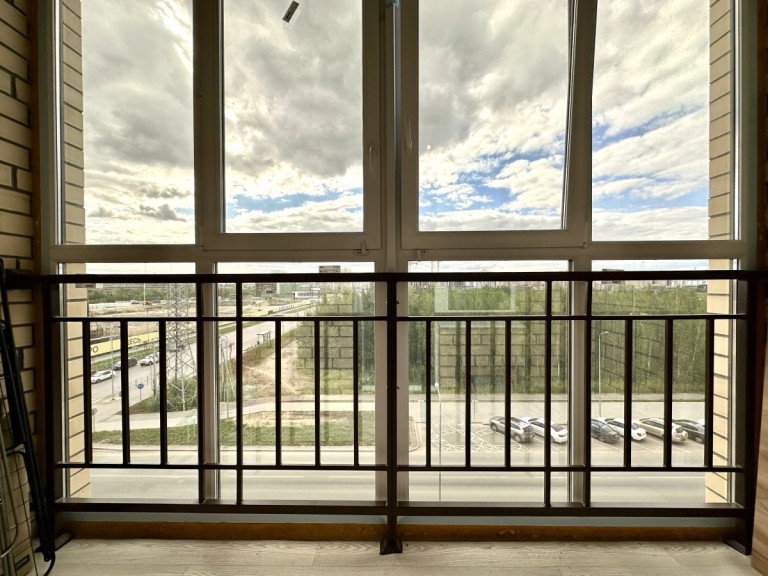 Gallery image